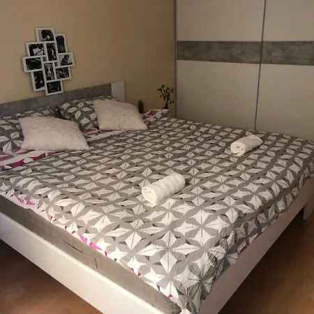 Apartment Deas *